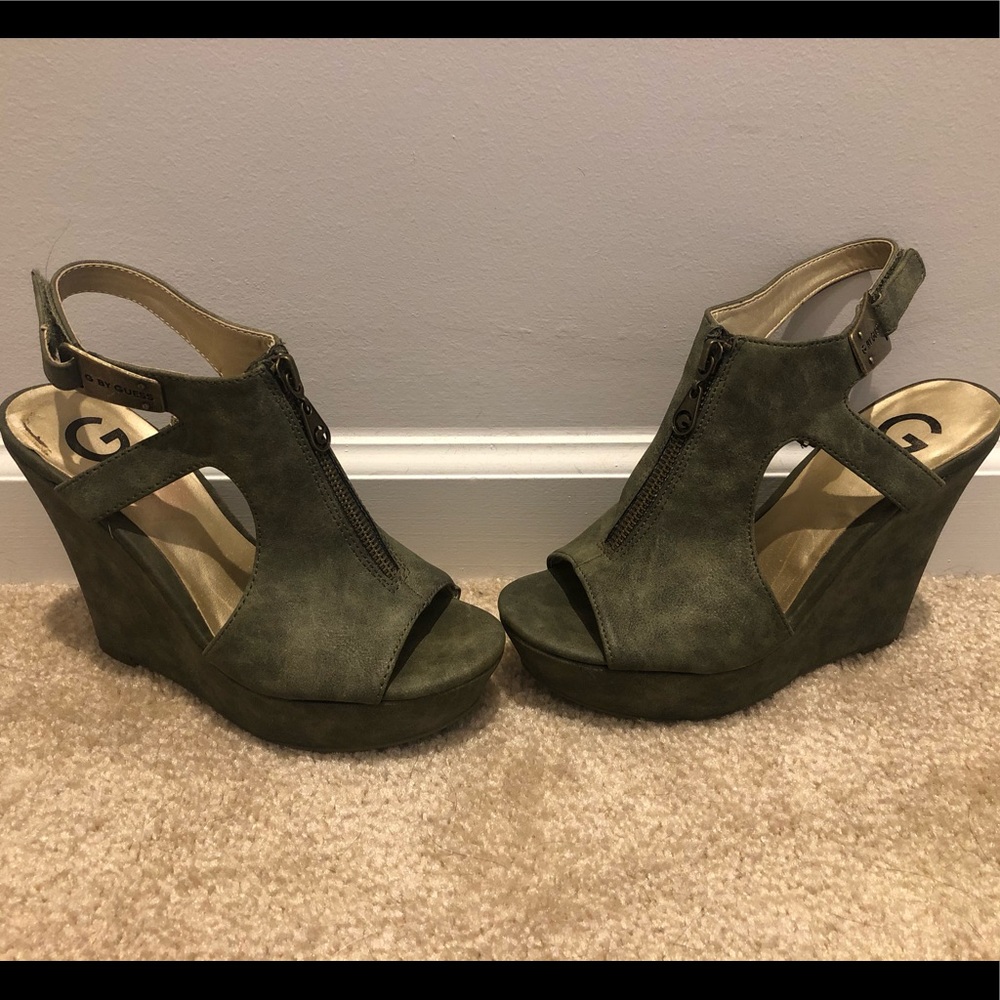 G by Guess wedges